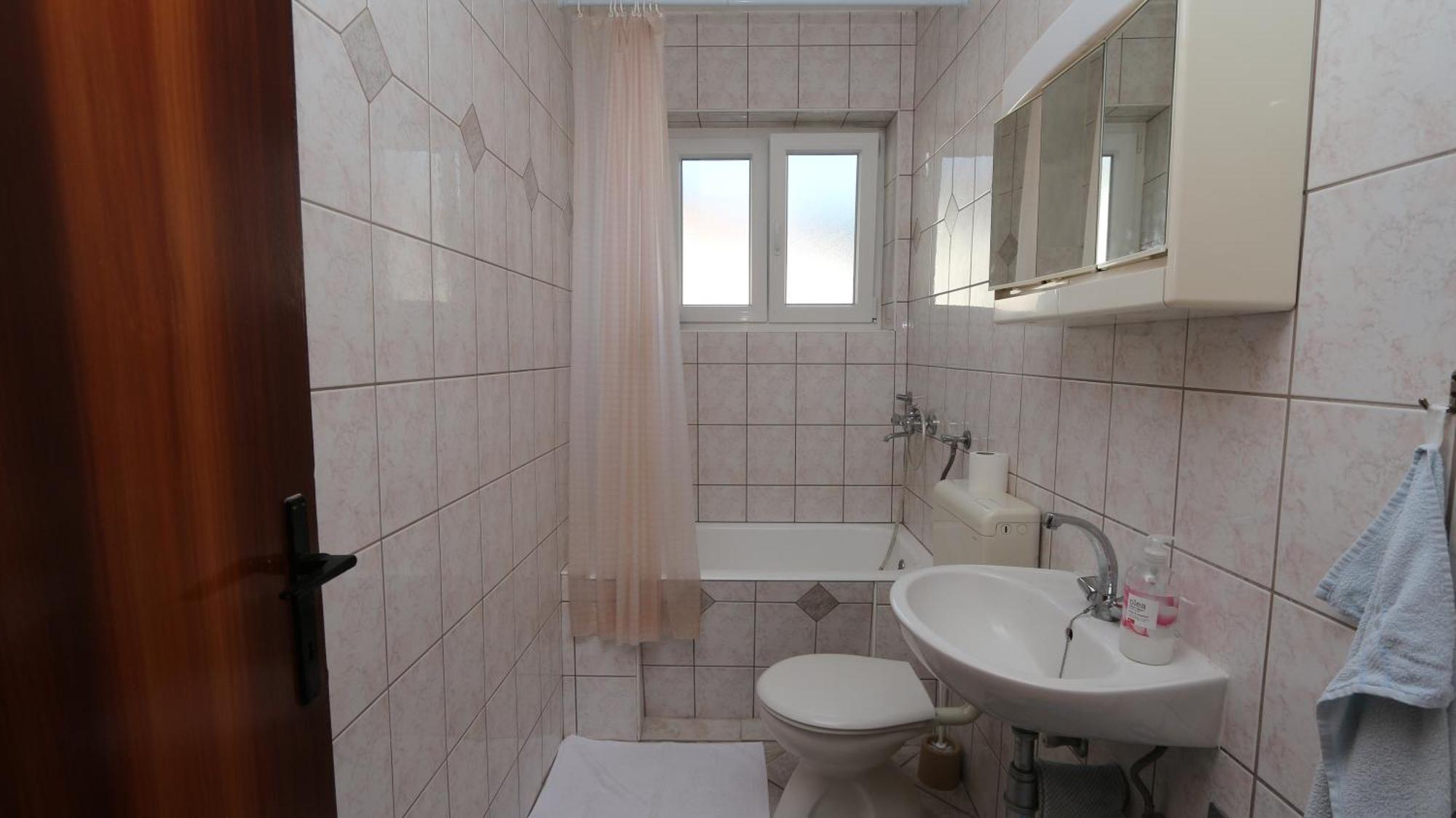 Dinka Guesthouse マカルスカ エクステリア 写真